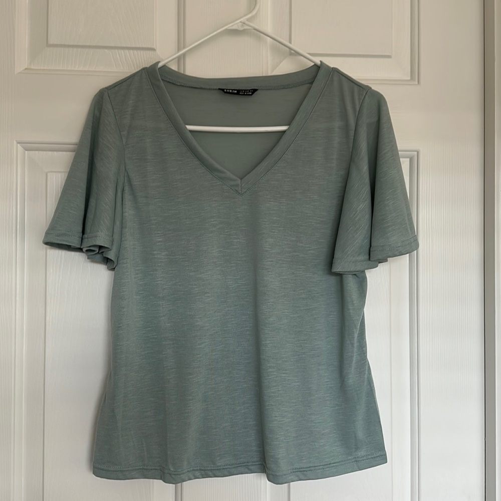 SHEIN Medium flutter sleeve tee